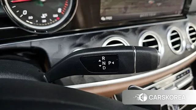 Mercedes-Benz E-Class W213 id 3292511 из Кореи 19