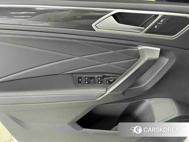 Volkswagen Tiguan L id 4307349 из Китая 20