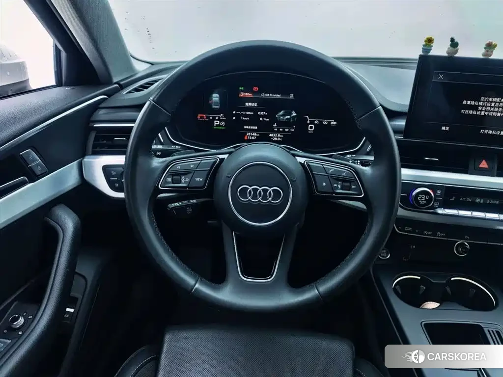 Audi A4L id 4601738 из Китая 24