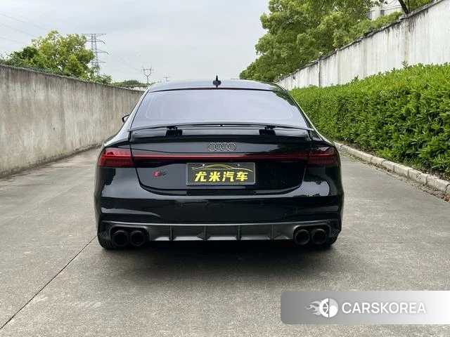 Audi A7 id 4265161 из Китая 15