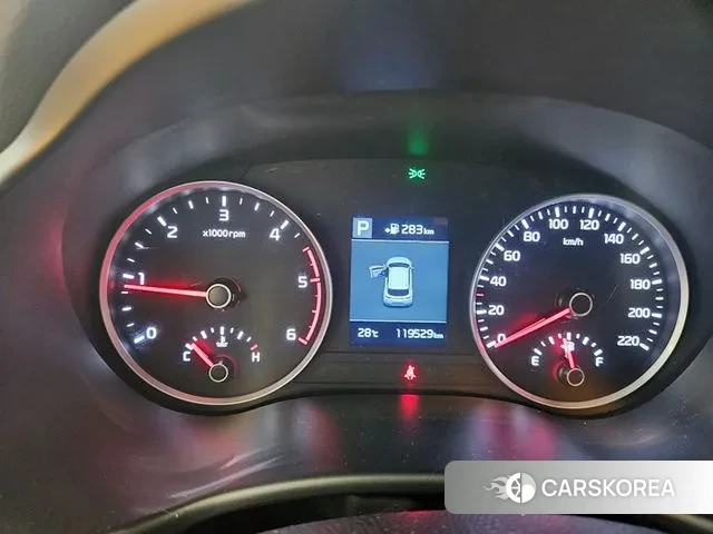 Kia Stonic id 3034360 из Кореи 19