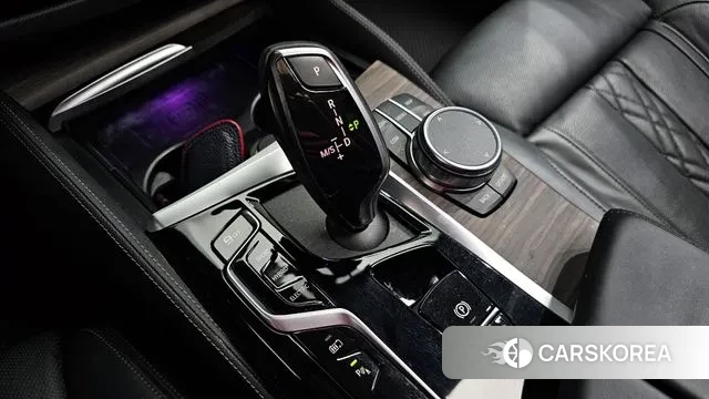 BMW 5 Series (G30) id 3383656 из Кореи 19