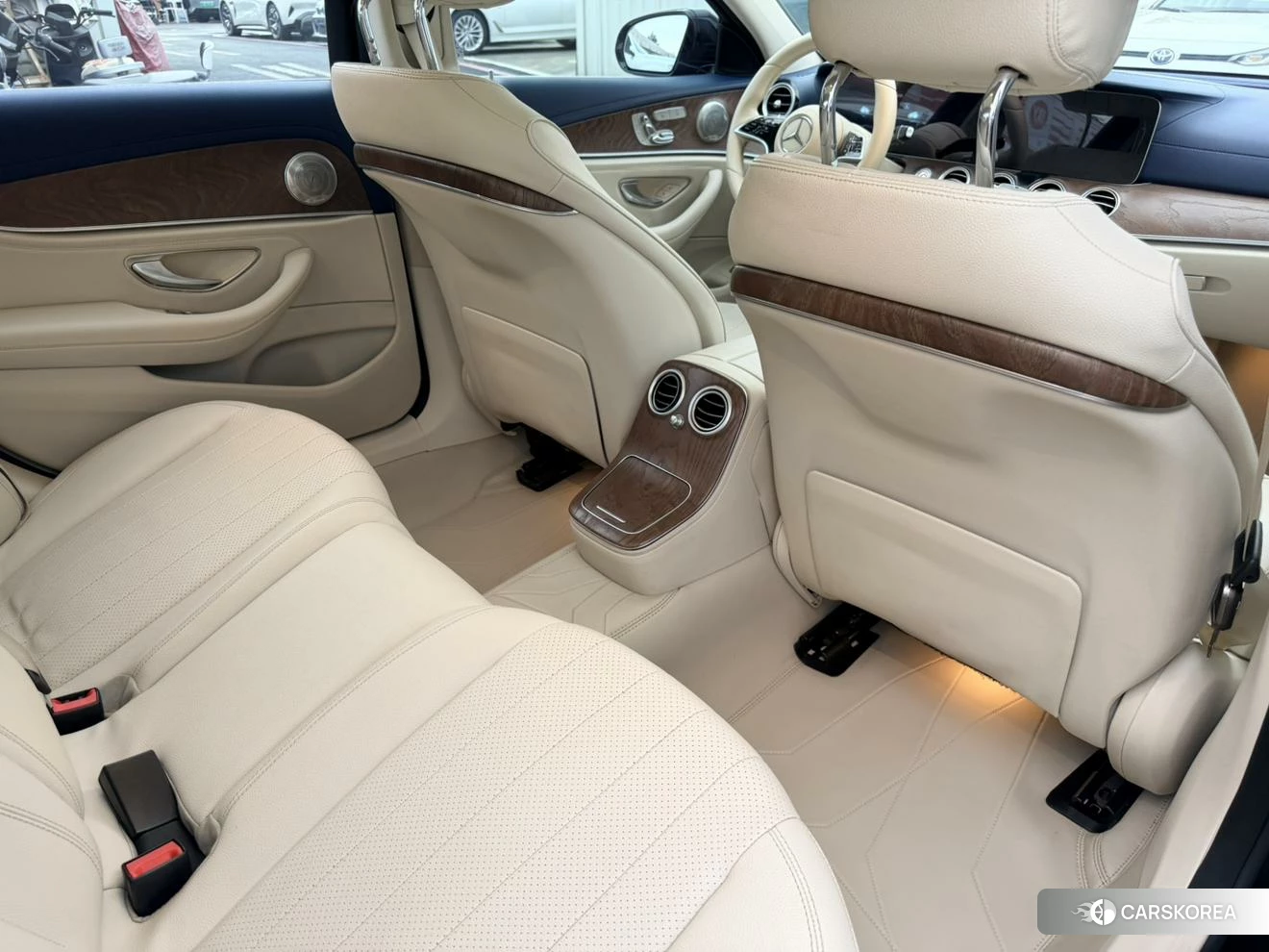 Mercedes-Benz E-class id 4486578 из Китая 17