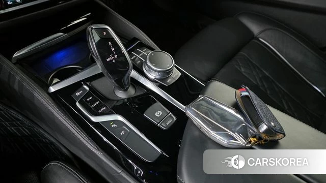 BMW 5 Series (G30) id 4377262 из Кореи 19