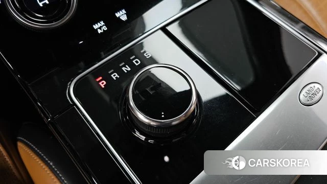 Land Rover Range Rover Velar id 4677667 из Кореи 37