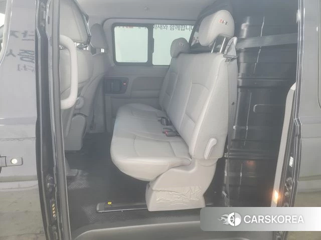 Hyundai The New Grand Starex id 4573904 из Кореи 17