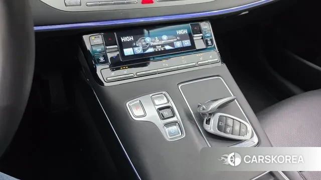 Hyundai The New Grandeur IG id 3372882 из Кореи 19