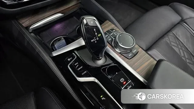 BMW 5 Series (G30) id 3472495 из Кореи 19