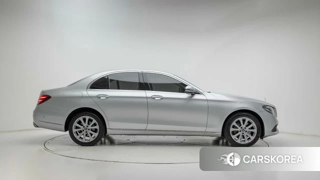 Mercedes-Benz E-Class W213 id 4713468 из Кореи 19