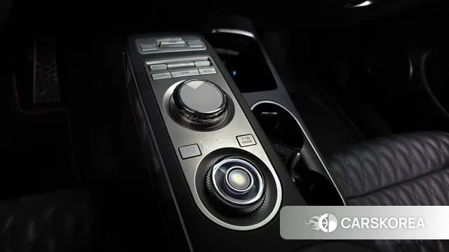 Genesis GV70 id 3561410 из Кореи 19