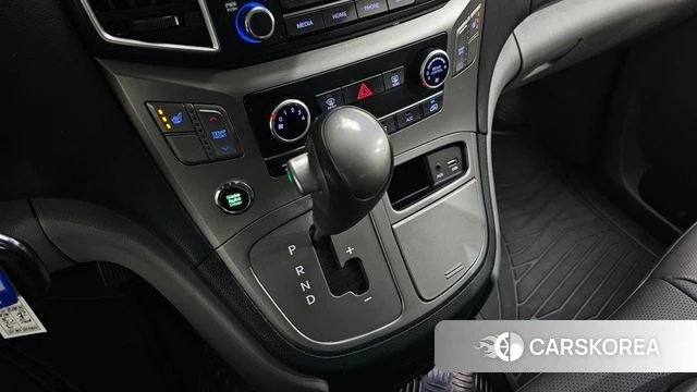 Hyundai The New Grand Starex id 3866721 из Кореи 19