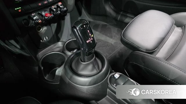 Mini Cooper D id 4536597 из Кореи 29