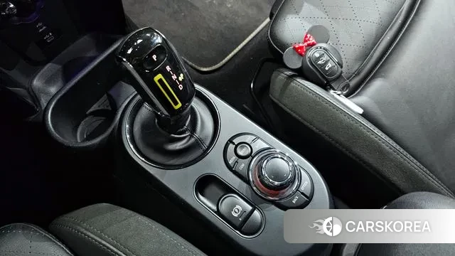 Mini Cooper Electric id 3665123 из Кореи 19