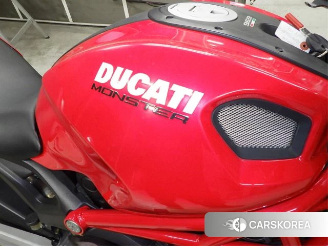 Проданный Ducati MONSTER 696 id 4006023 из Японии, фото 23