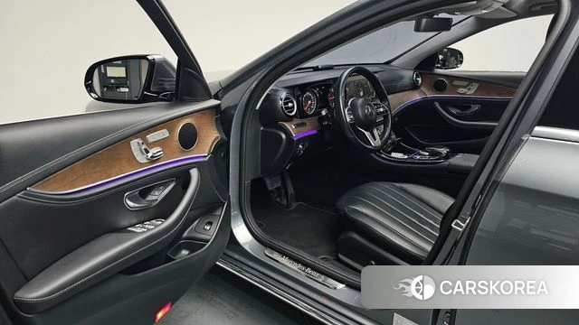 Mercedes-Benz E-Class W213 id 4447307 из Кореи 33