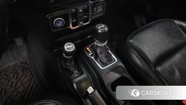 Jeep Wrangler (JL) id 3717092 из Кореи 19