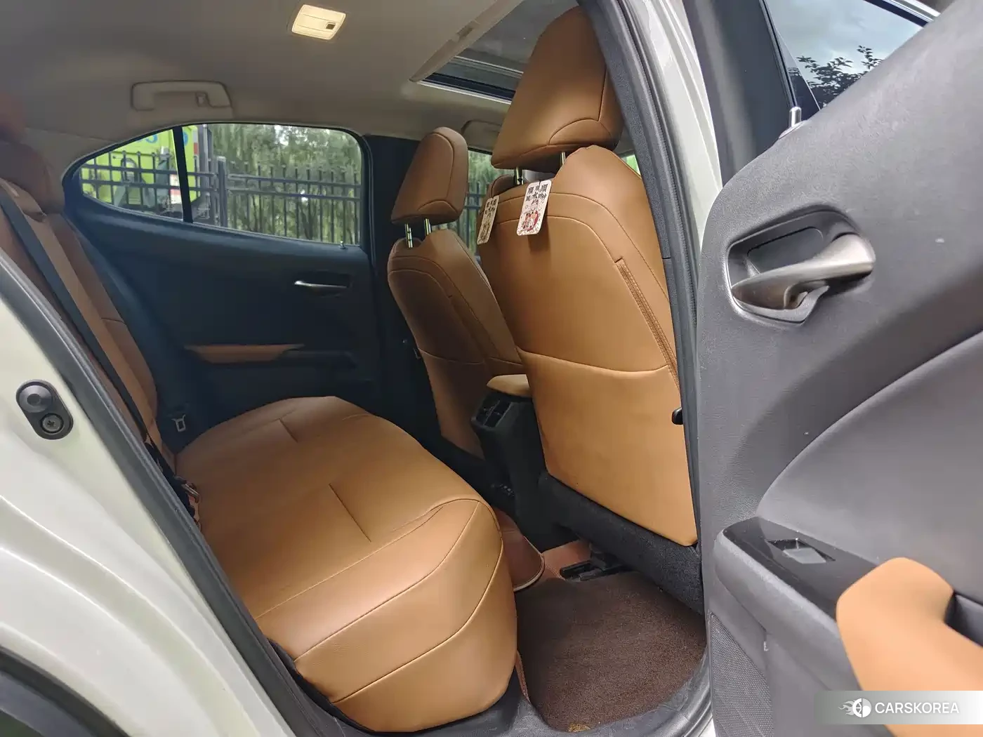 Lexus UX id 4679603 из Китая 22