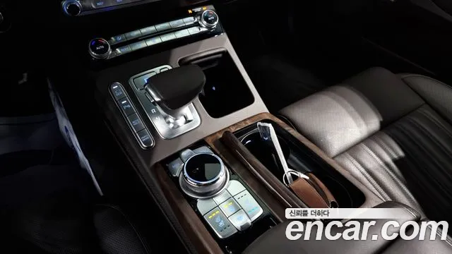 Genesis G90 id 2575620 из Кореи 19