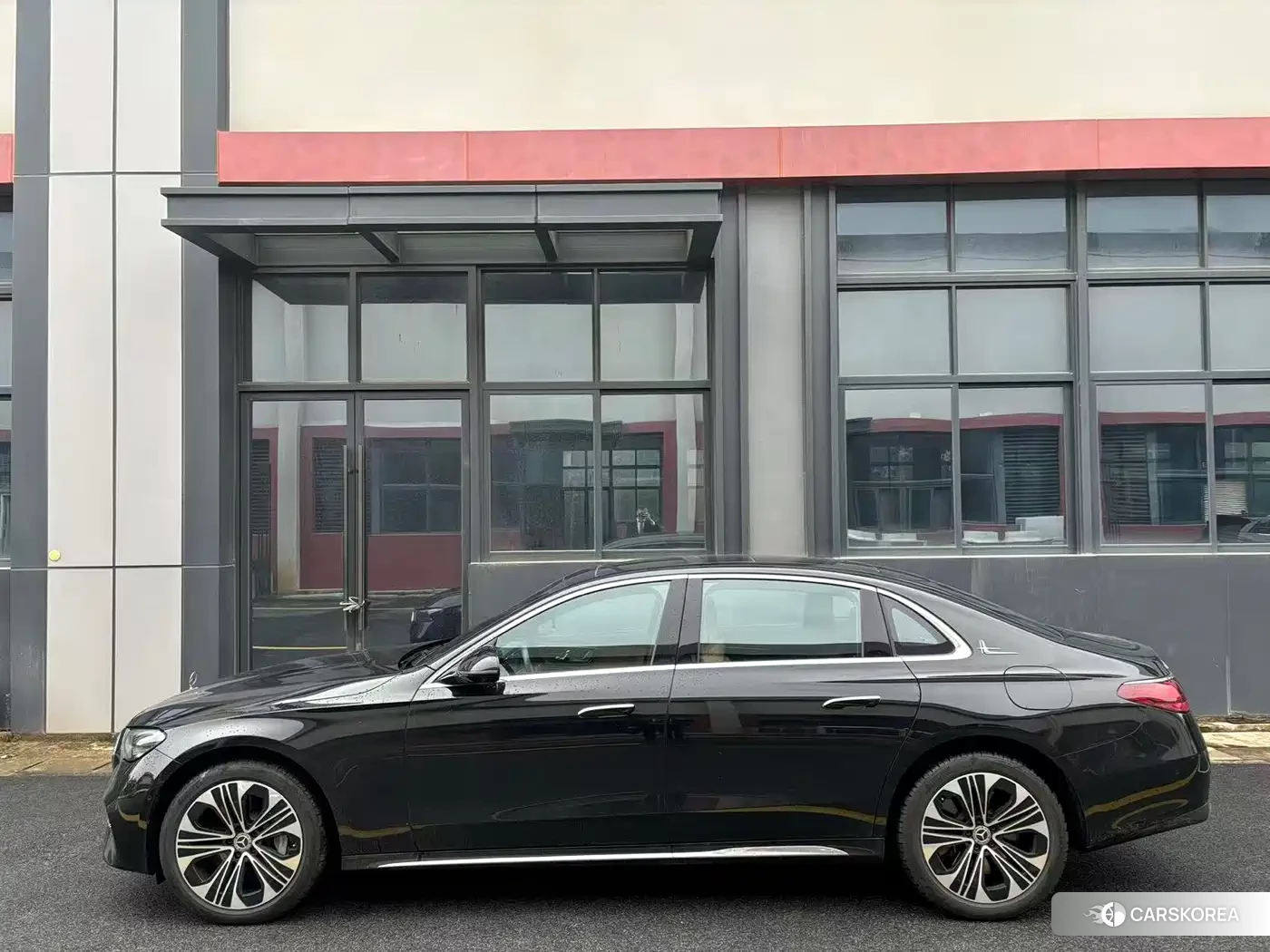 Mercedes-Benz E-Class id 4599636 из Китая 11
