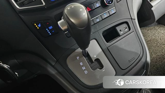 Hyundai The New Grand Starex id 4447610 из Кореи 31