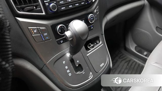 Hyundai The New Grand Starex id 4542868 из Кореи 29