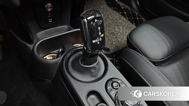 Mini Cooper S id 3263483 из Кореи 19