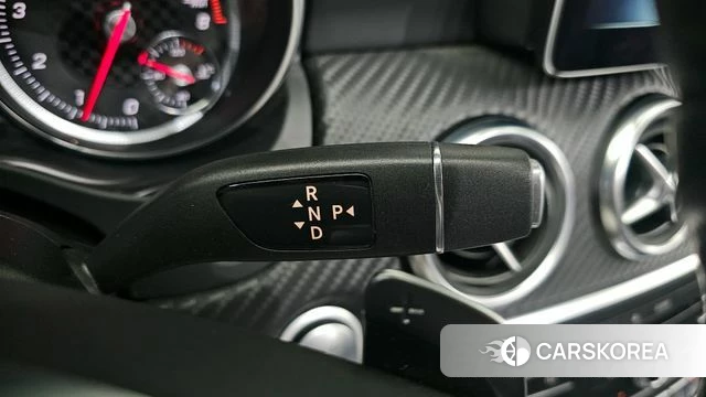 Mercedes-Benz A-Class W176 id 4345814 из Кореи 29