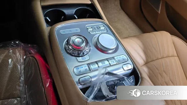 Genesis G90 (RS4) id 3427042 из Кореи 19