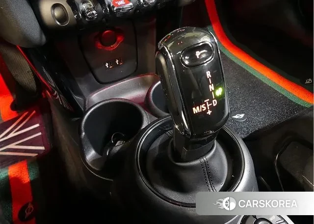 Mini Cooper S id 3226392 из Кореи 19