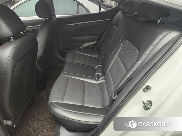 Hyundai Avante AD id 3829435 из Кореи 15