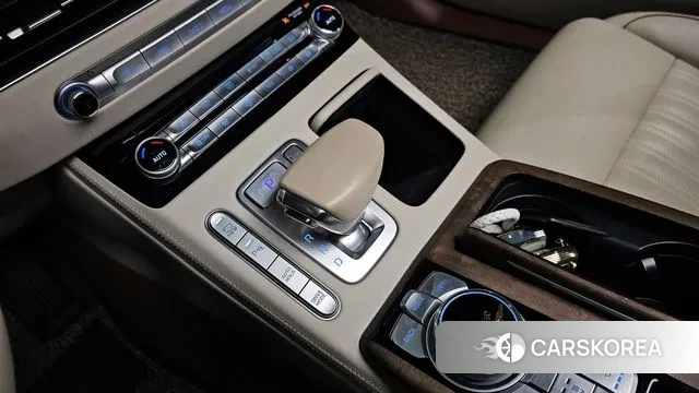 Genesis G90 id 3243808 из Кореи 19