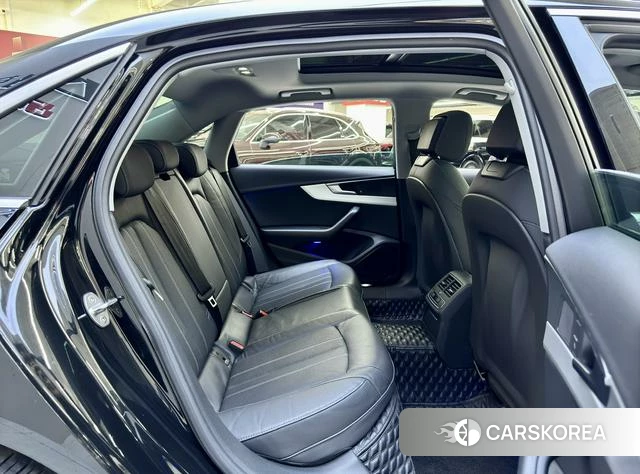 Audi A4L id 4333684 из Китая 14