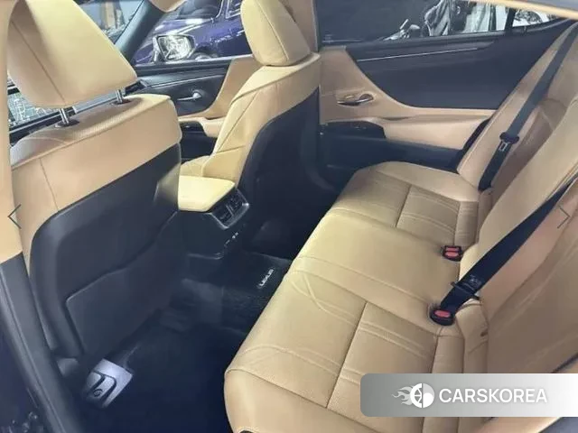 Lexus ES300h 7th generation id 3457940 из Кореи 19