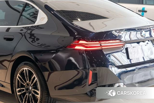 BMW 5 series id 4210397 из Китая 17
