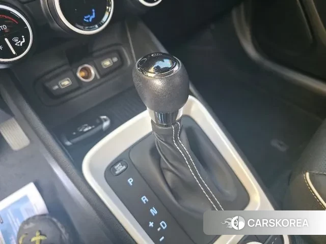 Hyundai Venue id 3360765 из Кореи 19