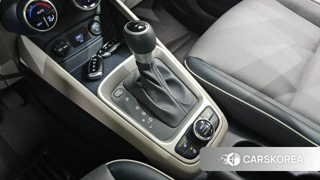 Hyundai Venue id 4396928 из Кореи 19
