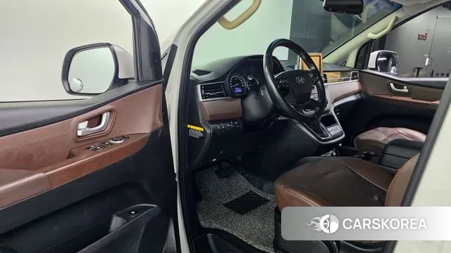 Hyundai The New Grand Starex id 3718852 из Кореи 19