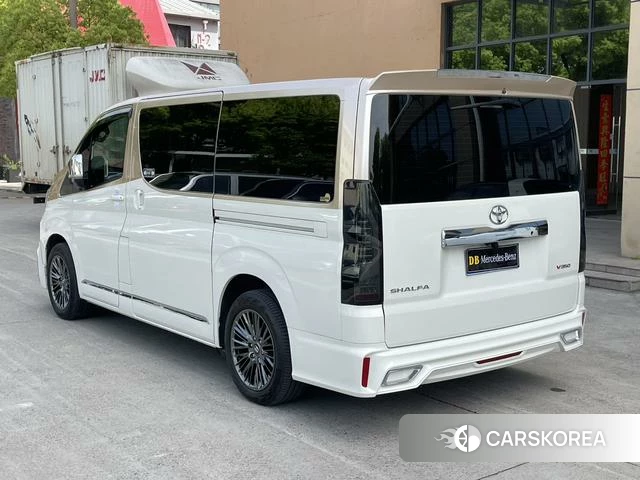 Toyota Hiace id 4239747 из Китая 27