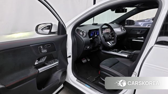 Mercedes-Benz EQA H243 id 3921863 из Кореи 19