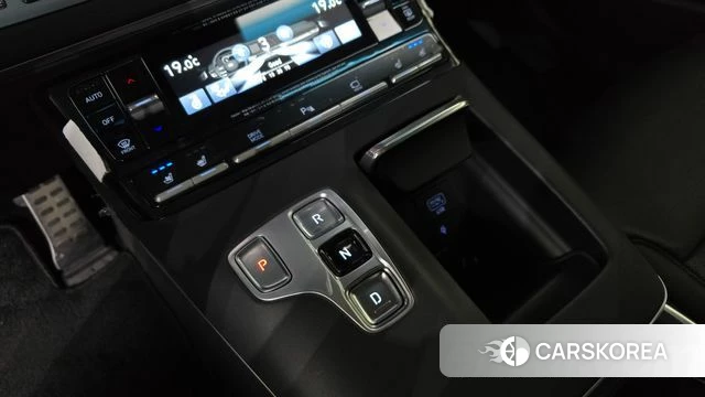 Hyundai The New Grandeur IG id 4309147 из Кореи 31