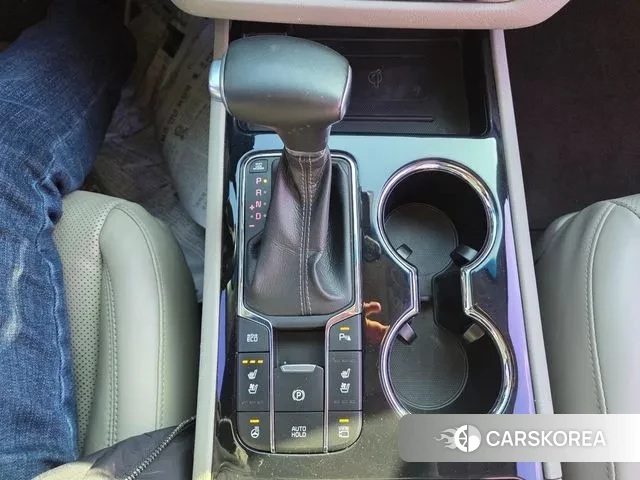 Kia The New Carnival id 3557961 из Кореи 19