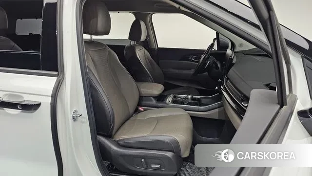 Kia The New Carnival 4th Generation id 3327612 из Кореи 19