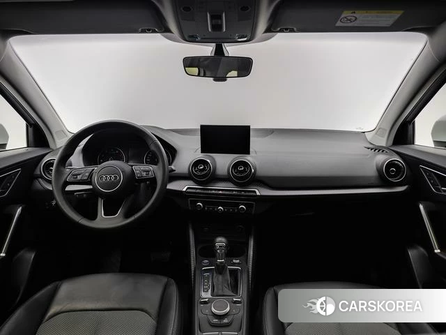 Audi Q2L id 4209592 из Китая 19