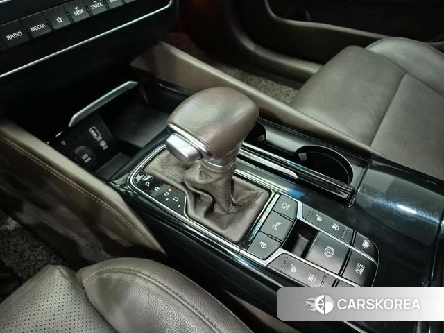 Kia Come New K7 id 4605169 из Кореи 19