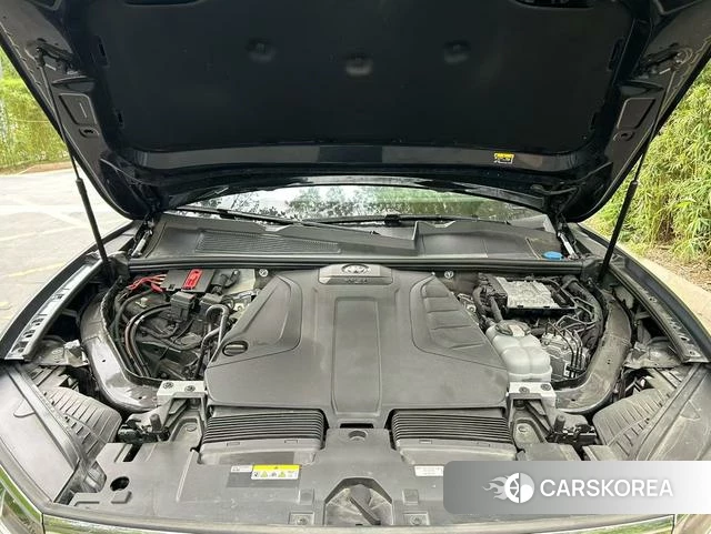 Volkswagen Touareg id 4262072 из Китая 9