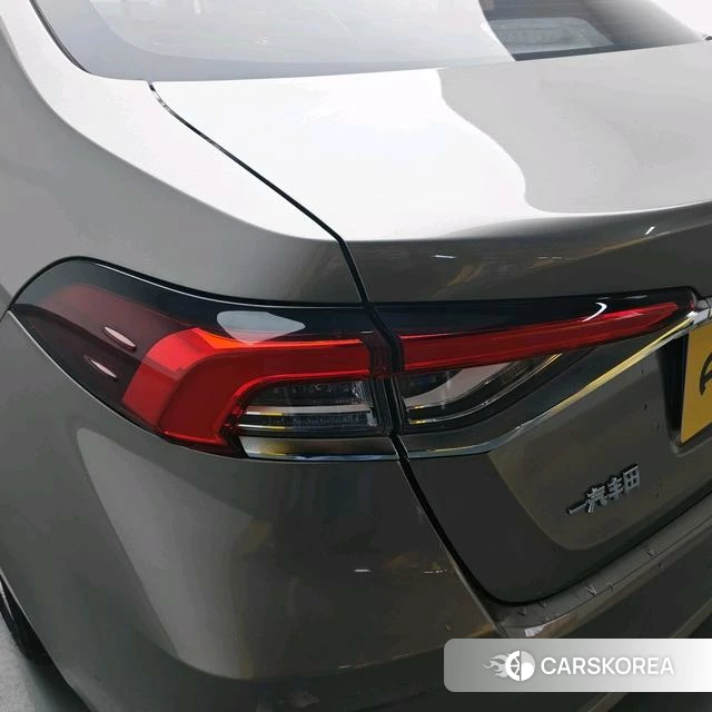 Toyota Corolla id 4235901 из Китая 19