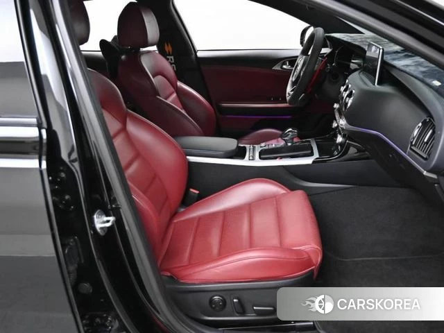 Kia Stinger id 3829248 из Кореи 18