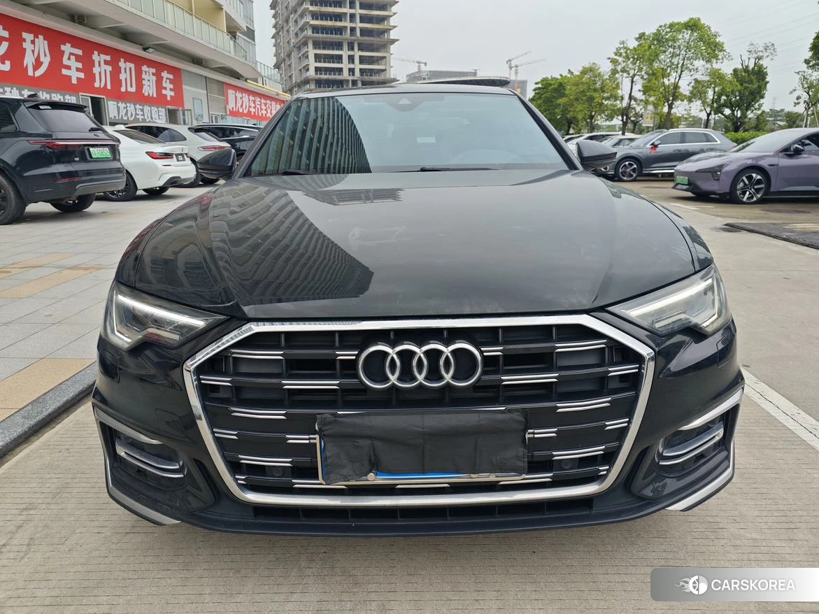 Audi A6L id 4468067 из Китая 9