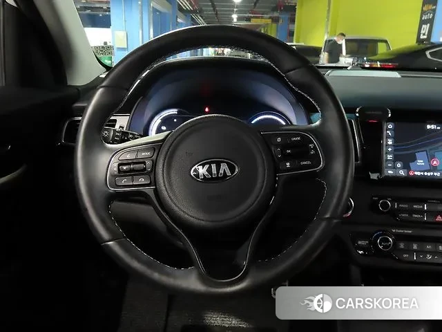 Kia Niro EV id 3448601 из Кореи 19