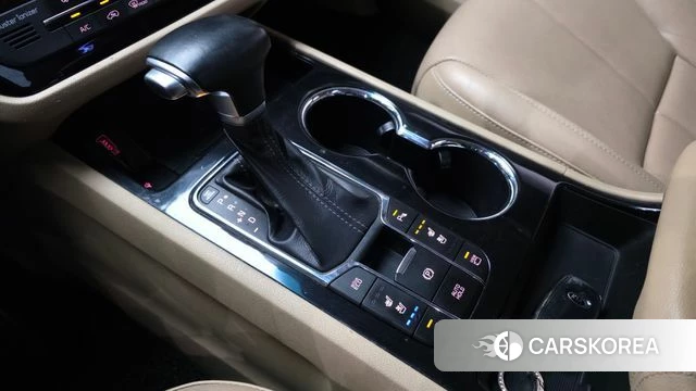 Kia The New Carnival id 4246188 из Кореи 19